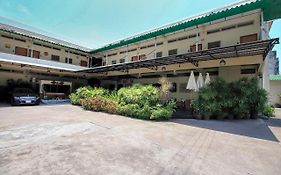 โอโย 905 โรงแรมราจาตา